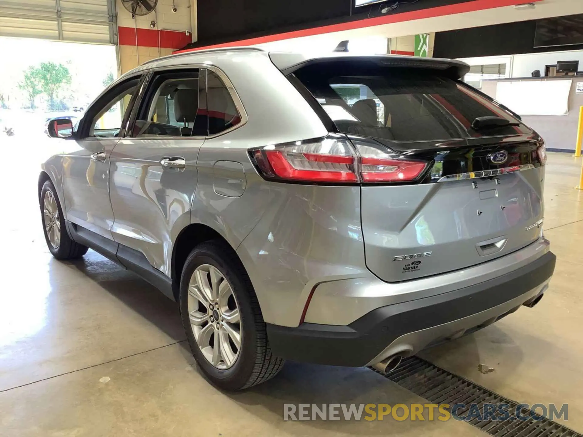 8 Photograph of a damaged car 2FMPK3K91LBB37775 FORD EDGE 2020