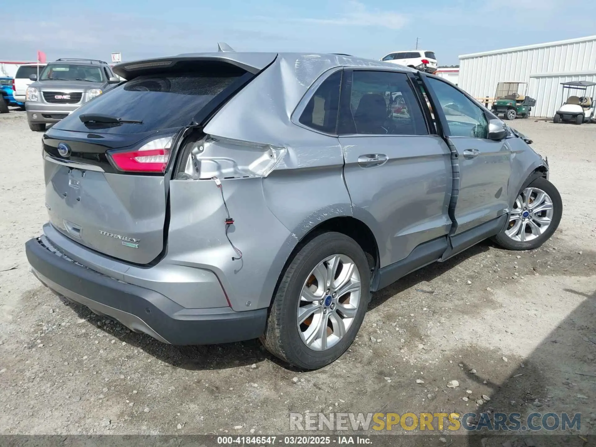 4 Photograph of a damaged car 2FMPK3K98LBA16399 FORD EDGE 2020