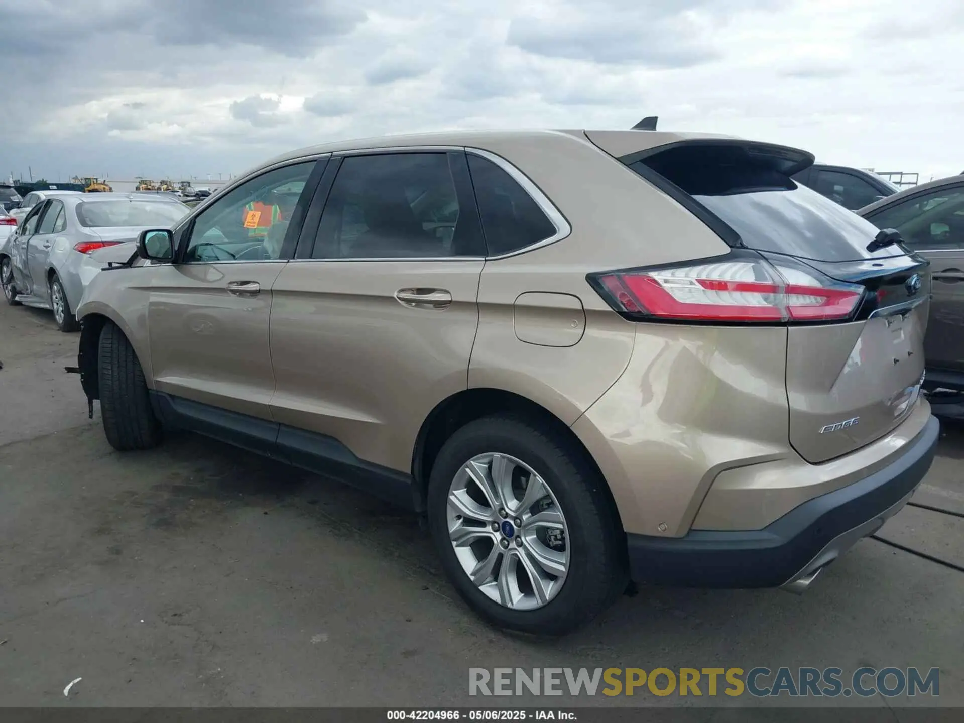 3 Photograph of a damaged car 2FMPK3K98LBB41063 FORD EDGE 2020