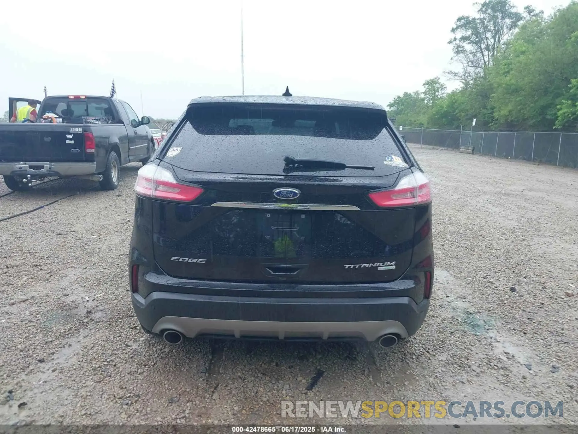 17 Photograph of a damaged car 2FMPK3K99LBA41151 FORD EDGE 2020