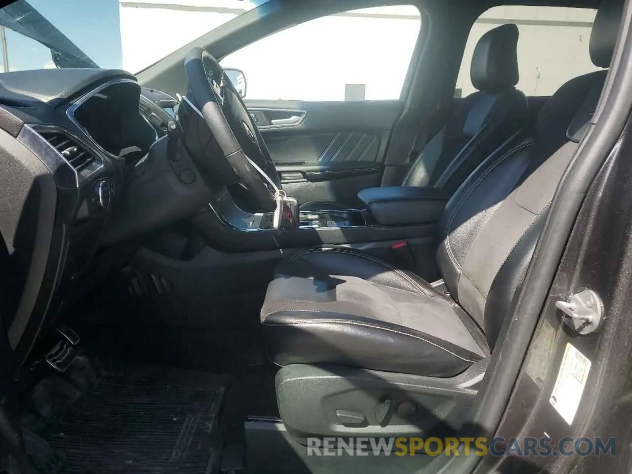 7 Photograph of a damaged car 2FMPK4AP4LBB02640 FORD EDGE 2020
