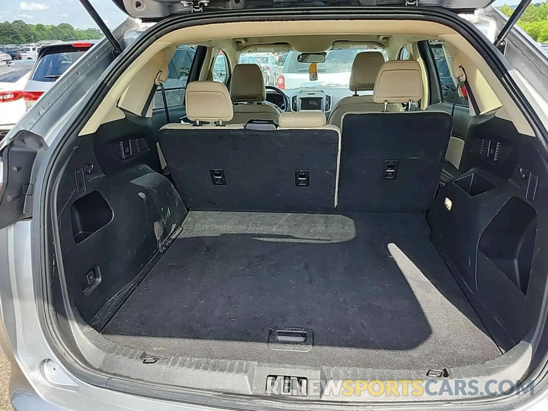 8 Photograph of a damaged car 2FMPK4G96LBB01367 FORD EDGE 2020