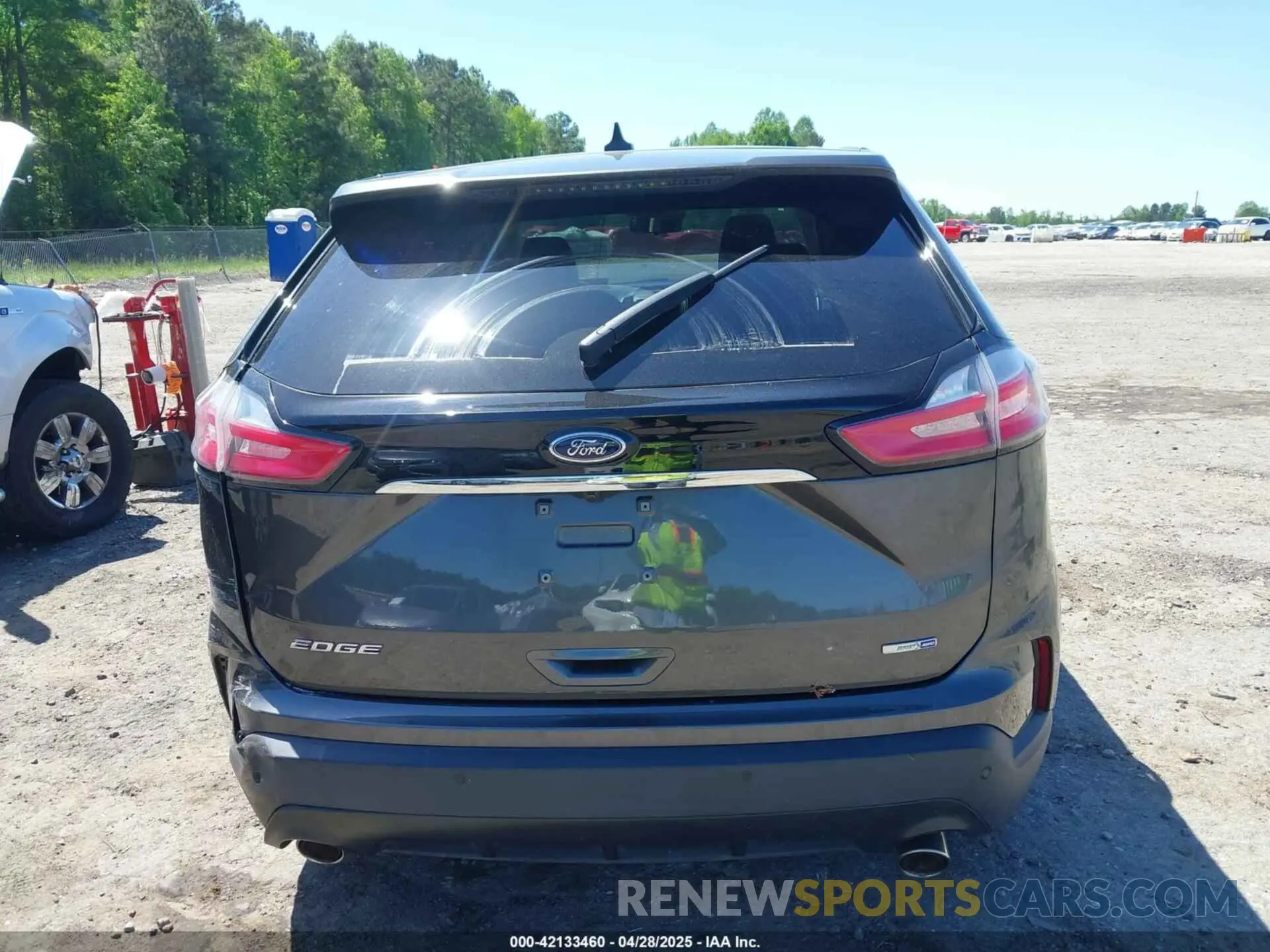 16 Photograph of a damaged car 2FMPK4G97LBA02248 FORD EDGE 2020