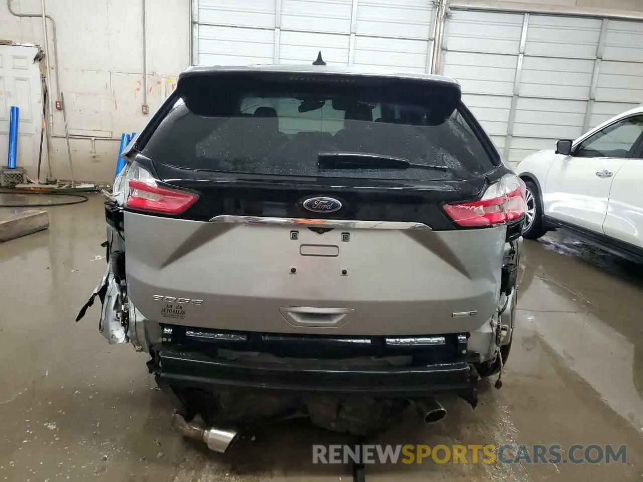 6 Photograph of a damaged car 2FMPK4G9XLBA07766 FORD EDGE 2020