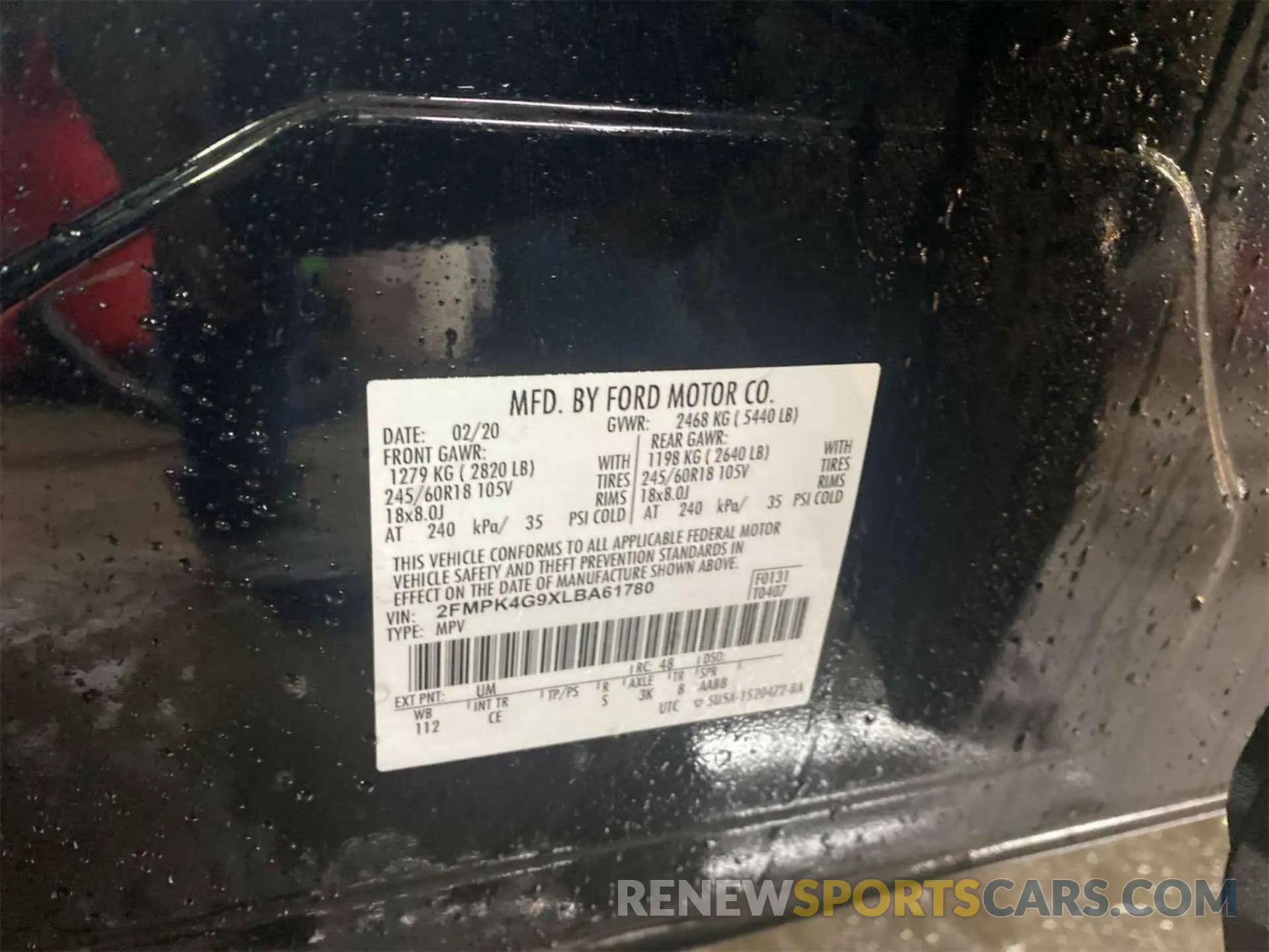 18 Photograph of a damaged car 2FMPK4G9XLBA61780 FORD EDGE 2020