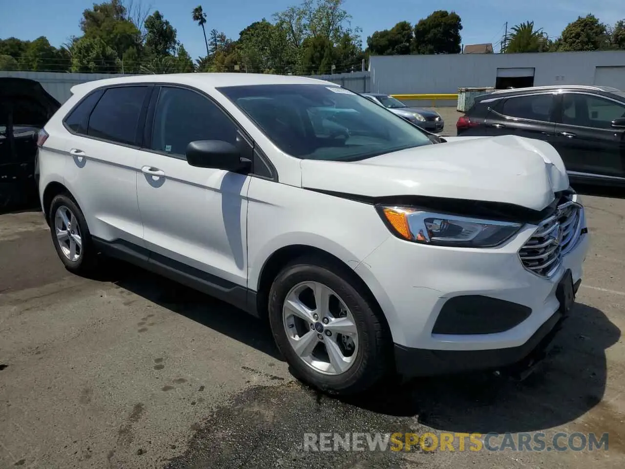 4 Photograph of a damaged car 2FMPK4G9XLBB10833 FORD EDGE 2020