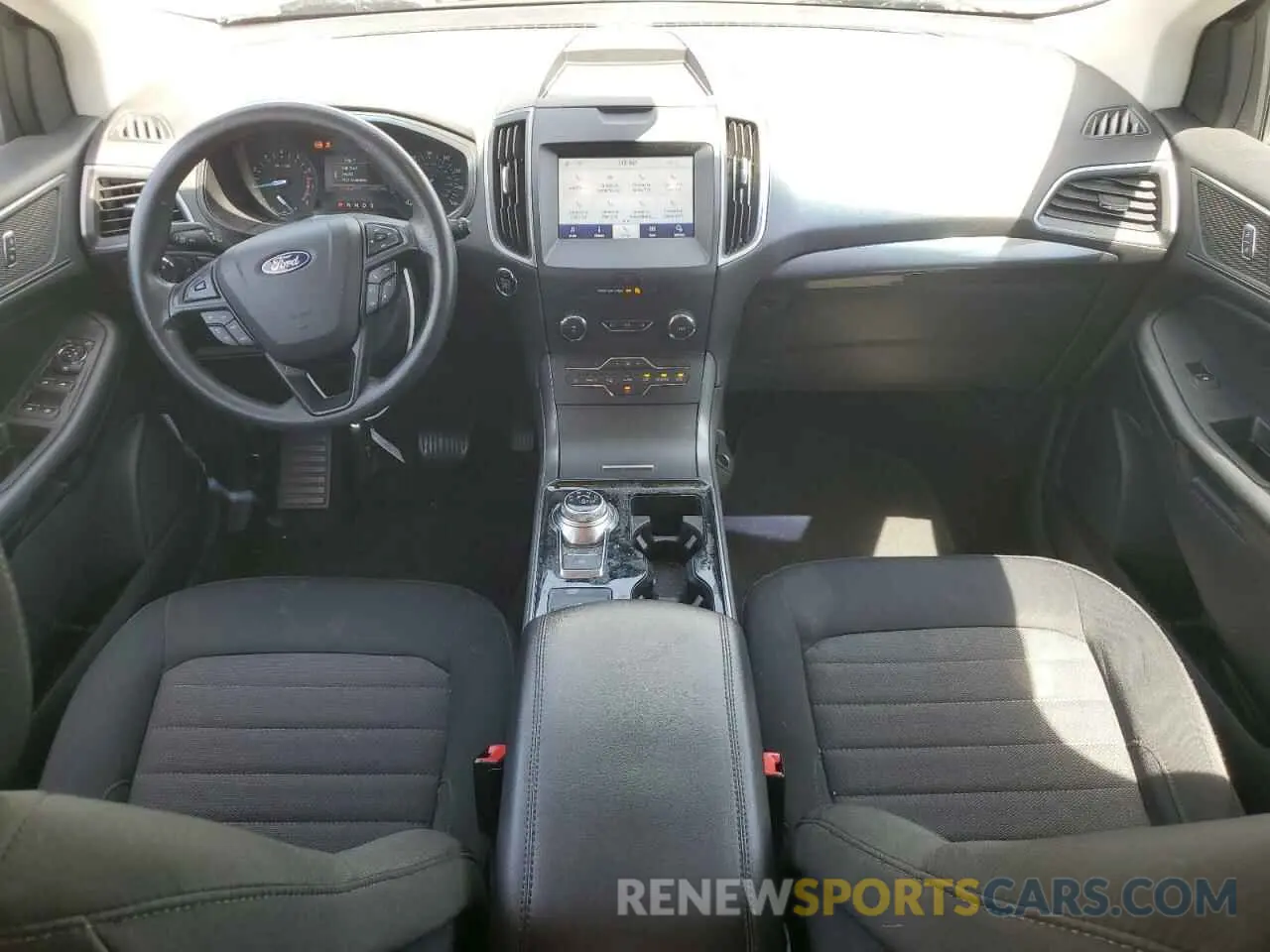 8 Photograph of a damaged car 2FMPK4G9XLBB10833 FORD EDGE 2020