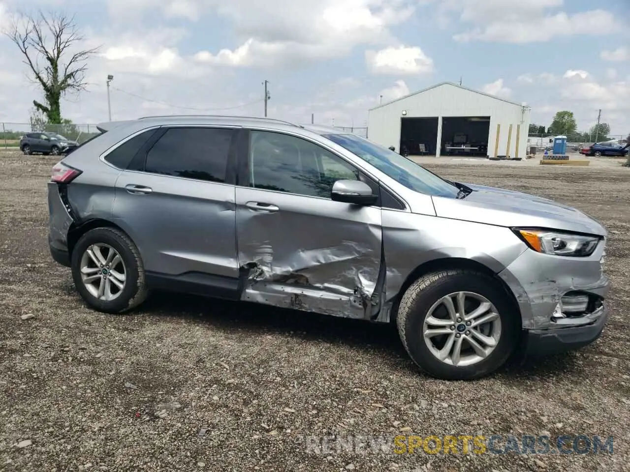 4 Photograph of a damaged car 2FMPK4J90LBB01731 FORD EDGE 2020