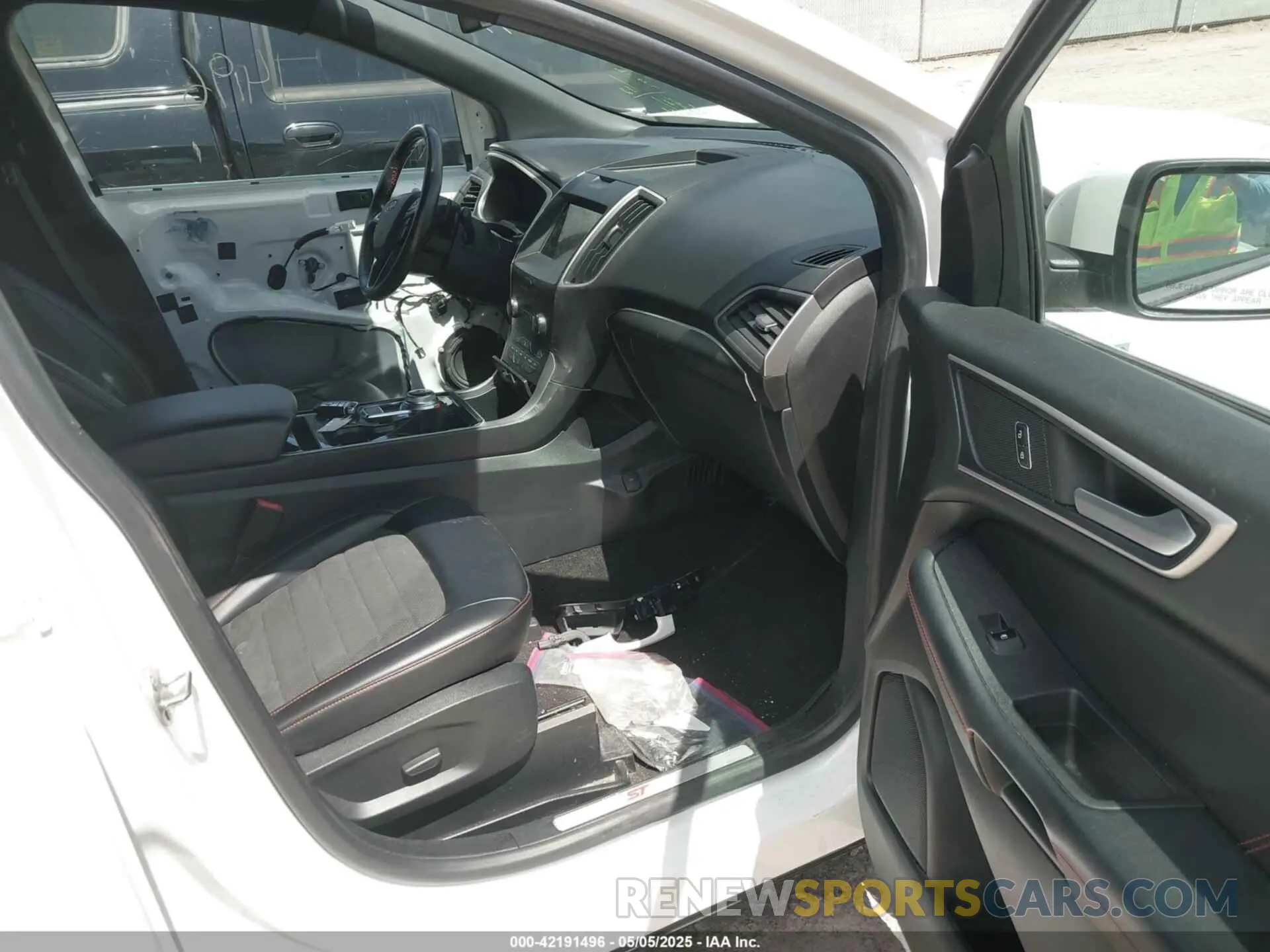 5 Photograph of a damaged car 2FMPK4J90LBB66434 FORD EDGE 2020