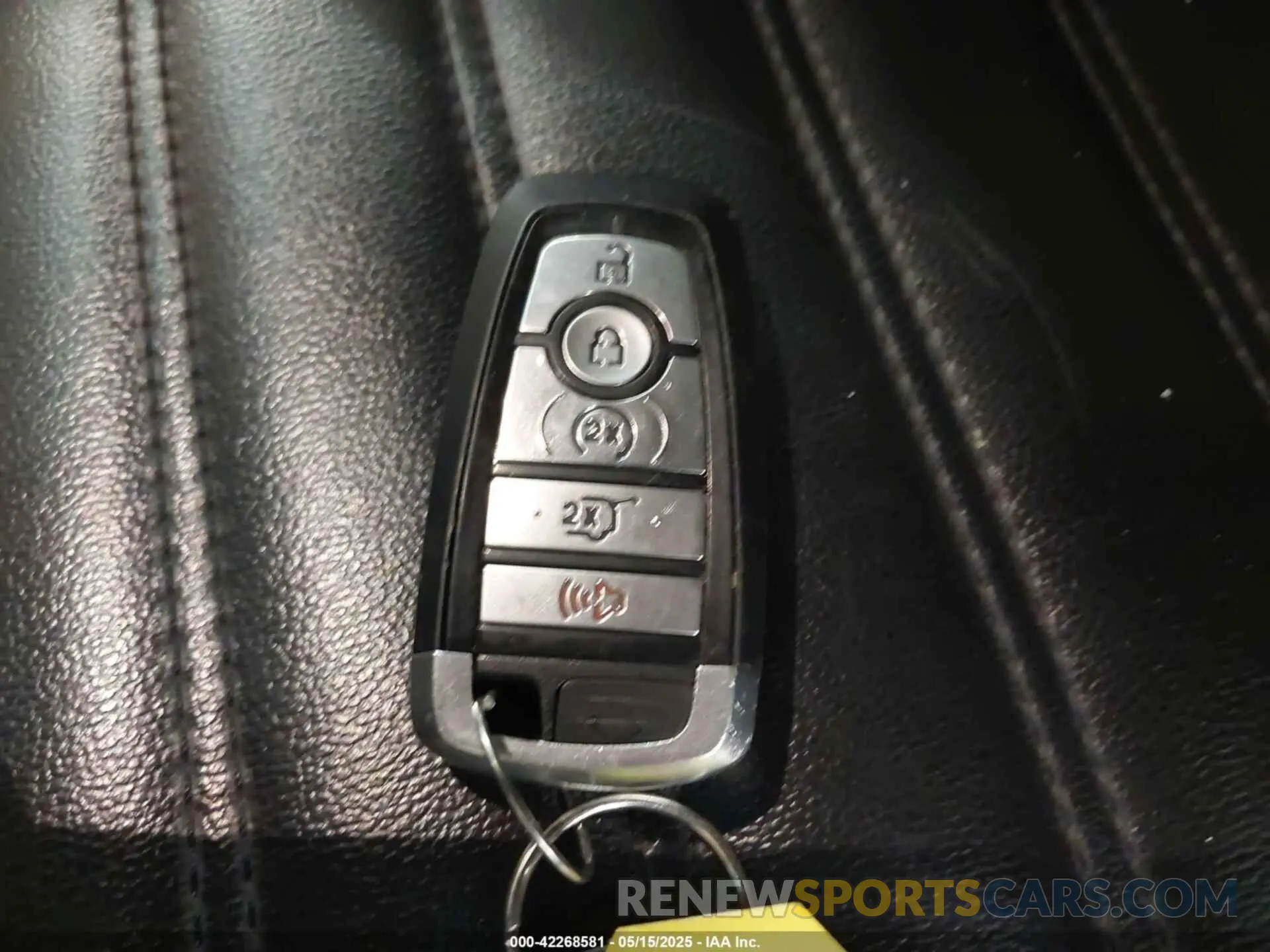 11 Photograph of a damaged car 2FMPK4J92LBA63919 FORD EDGE 2020
