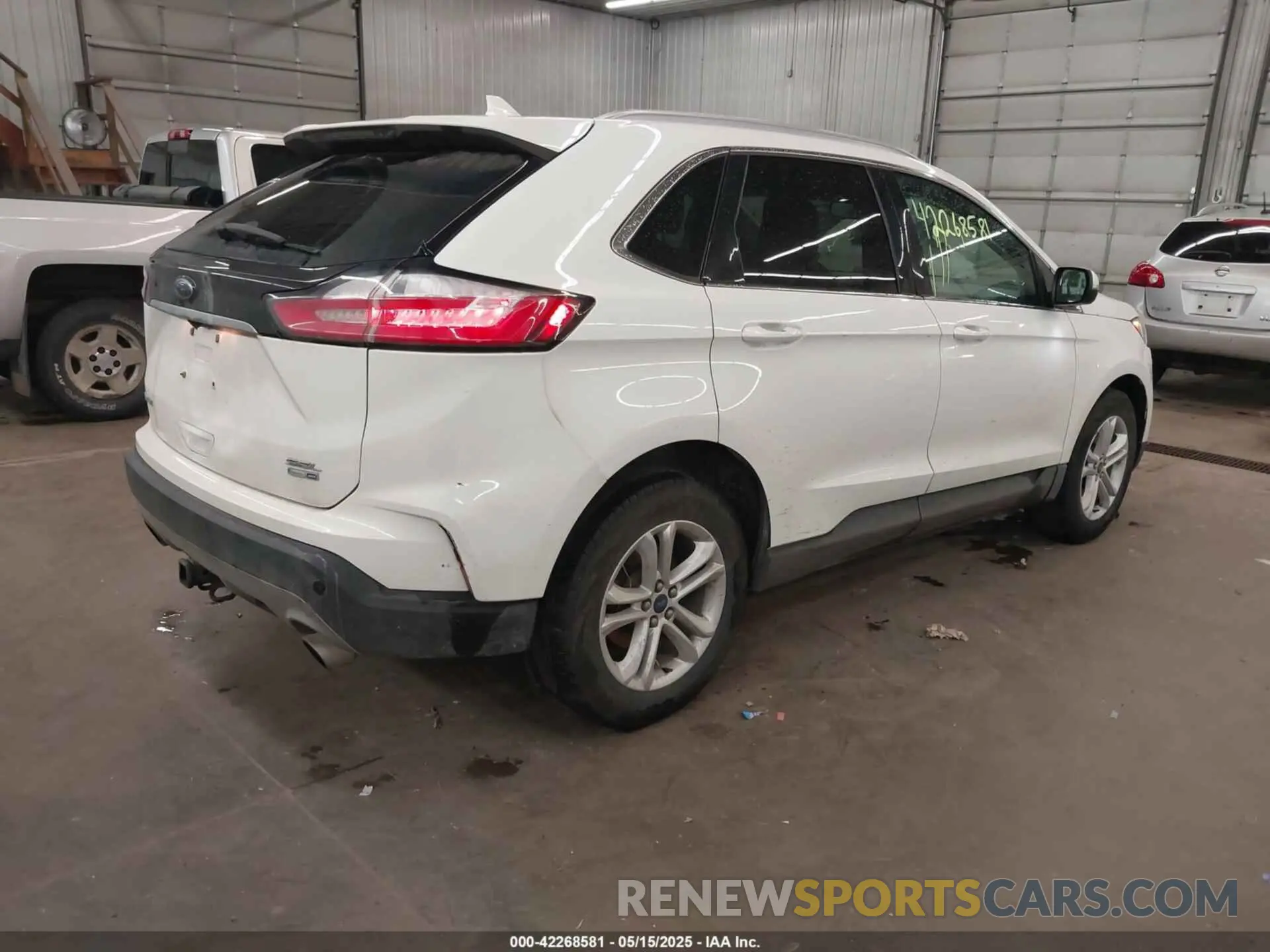 4 Photograph of a damaged car 2FMPK4J92LBA63919 FORD EDGE 2020