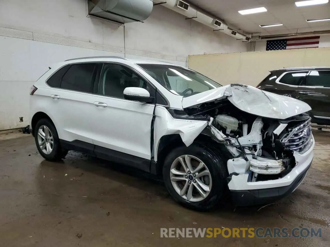 4 Photograph of a damaged car 2FMPK4J93LBA19184 FORD EDGE 2020