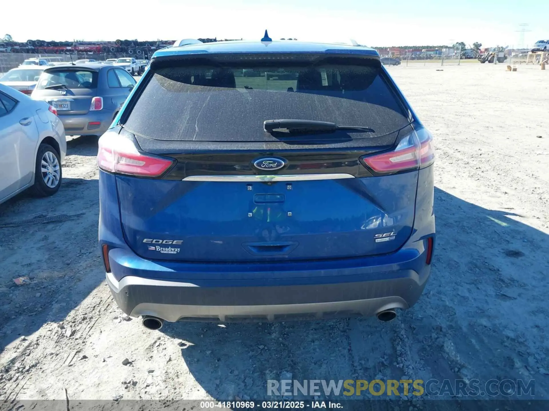 15 Photograph of a damaged car 2FMPK4J93LBA55019 FORD EDGE 2020