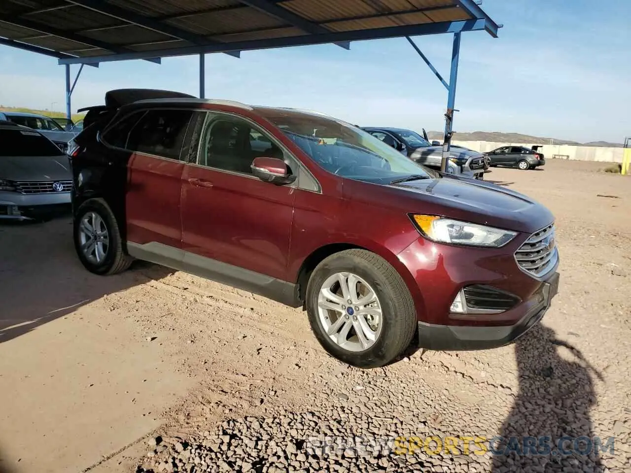4 Photograph of a damaged car 2FMPK4J93LBA73889 FORD EDGE 2020