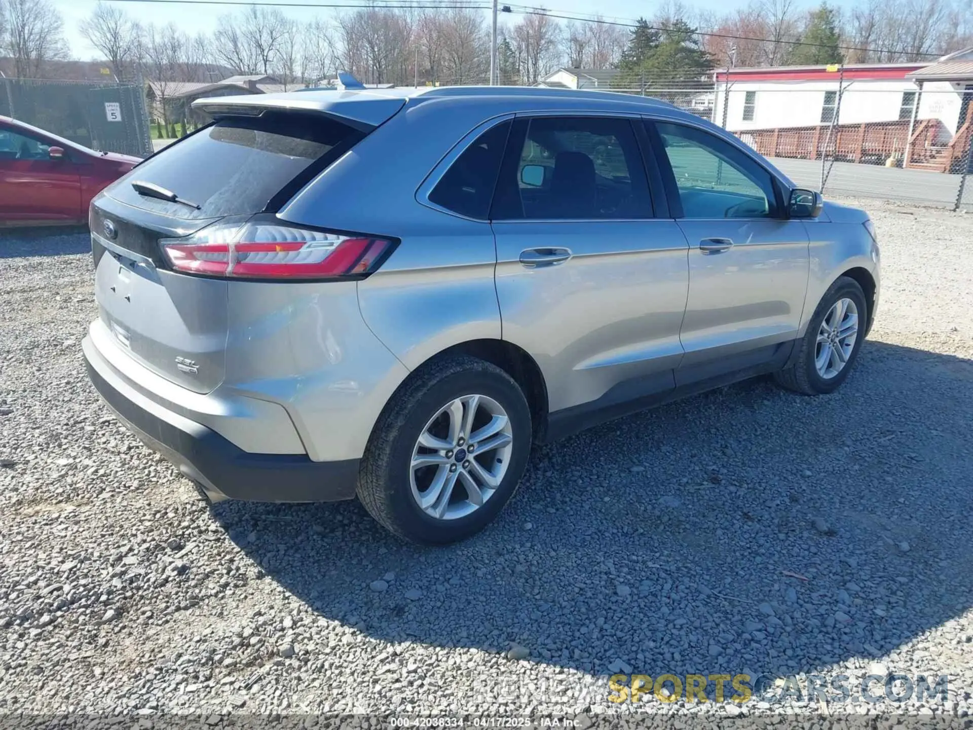 4 Photograph of a damaged car 2FMPK4J93LBB01318 FORD EDGE 2020