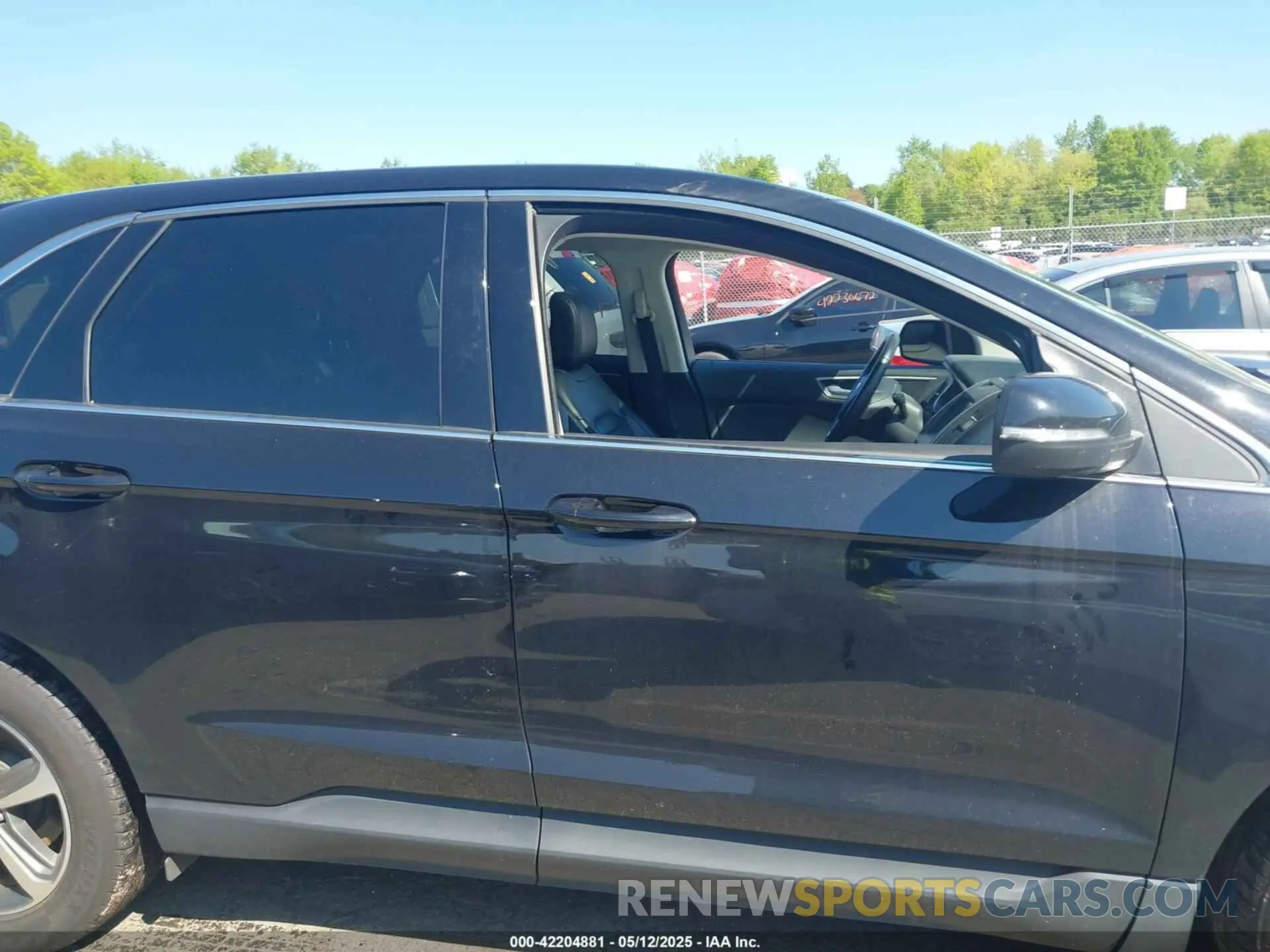 14 Photograph of a damaged car 2FMPK4J93LBB32553 FORD EDGE 2020