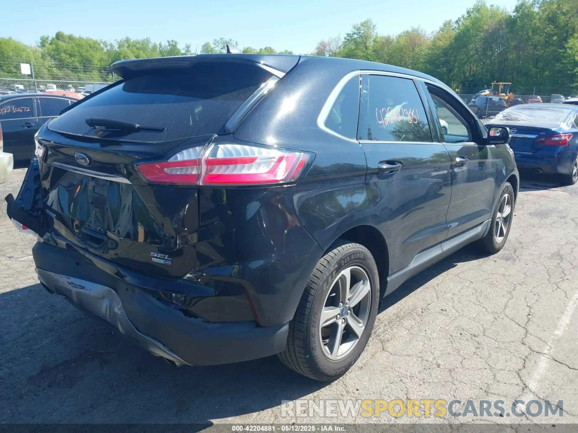 4 Photograph of a damaged car 2FMPK4J93LBB32553 FORD EDGE 2020