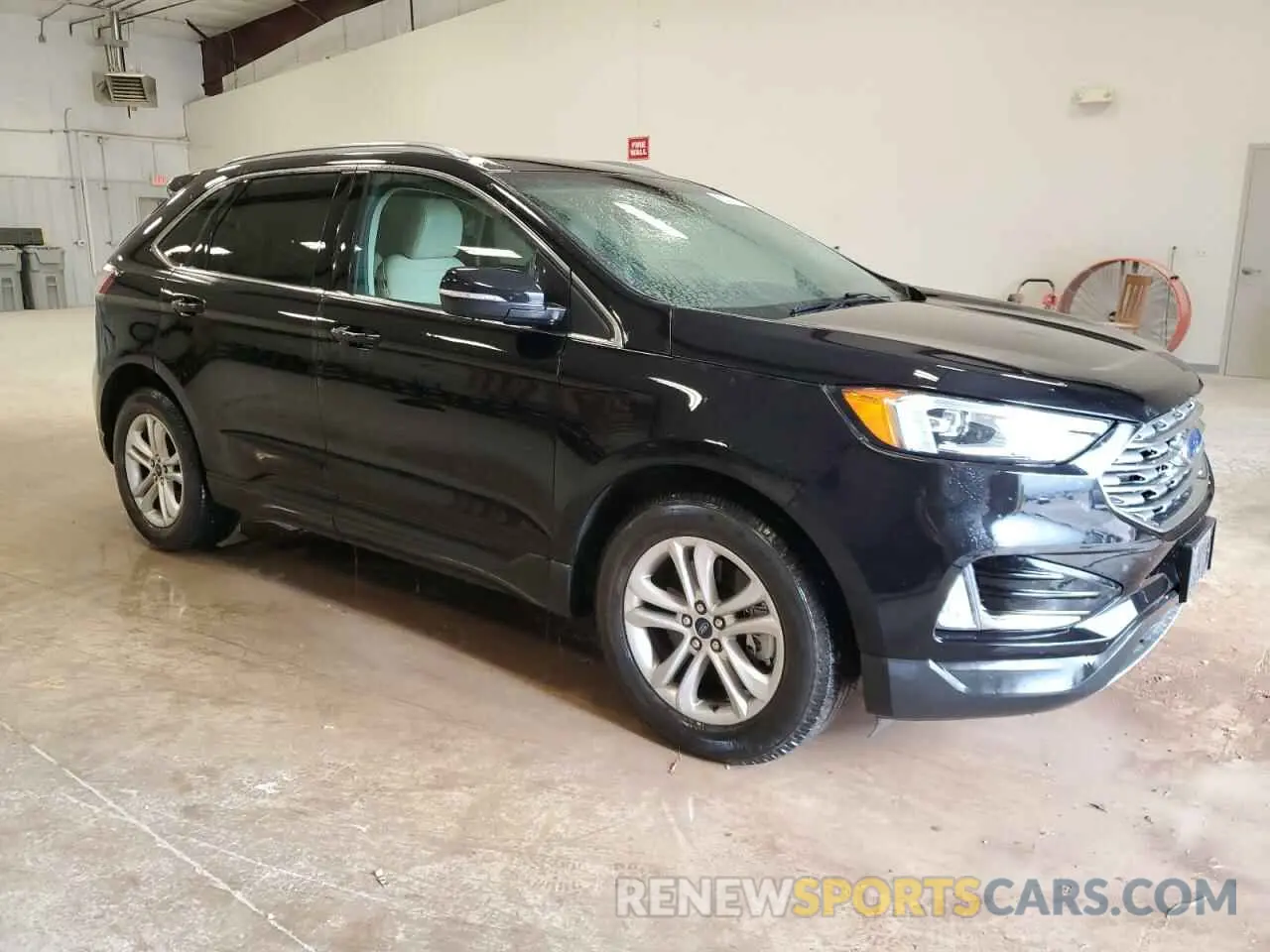 4 Photograph of a damaged car 2FMPK4J93LBB37333 FORD EDGE 2020