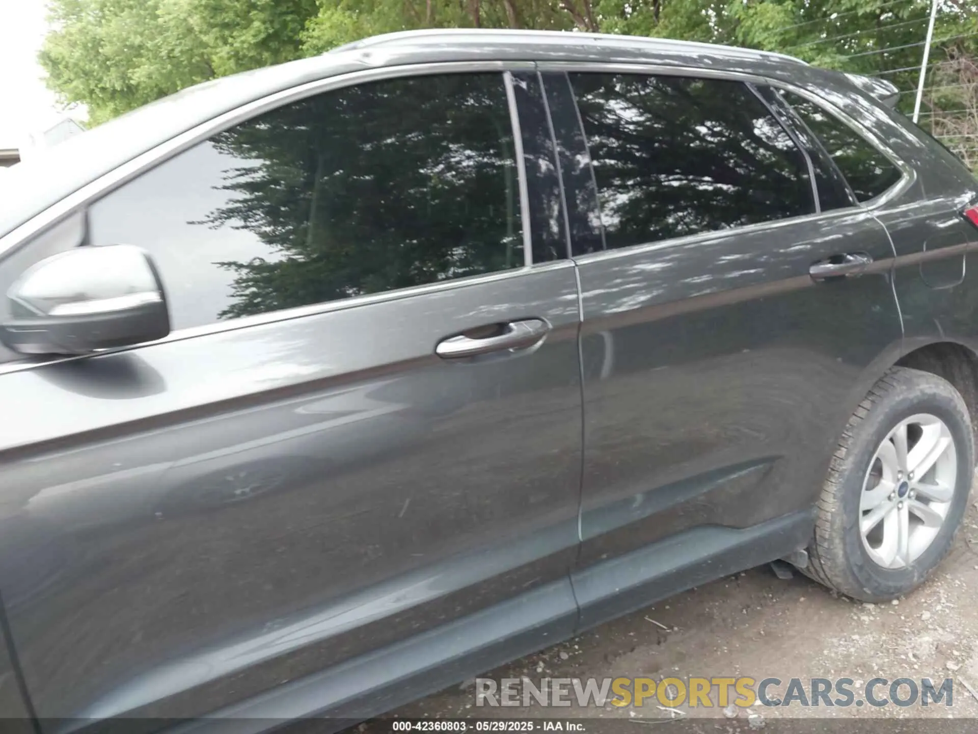 14 Photograph of a damaged car 2FMPK4J94LBB25045 FORD EDGE 2020