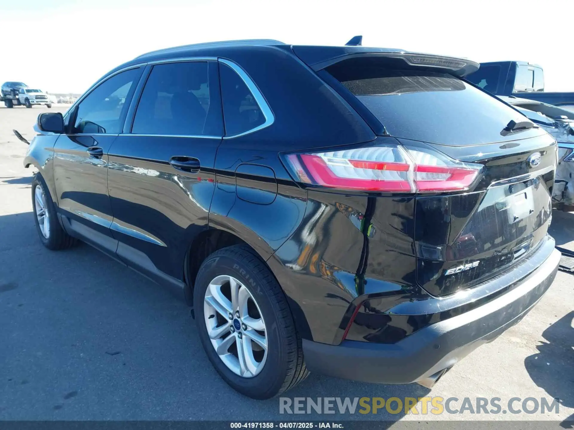 3 Photograph of a damaged car 2FMPK4J95LBA32809 FORD EDGE 2020