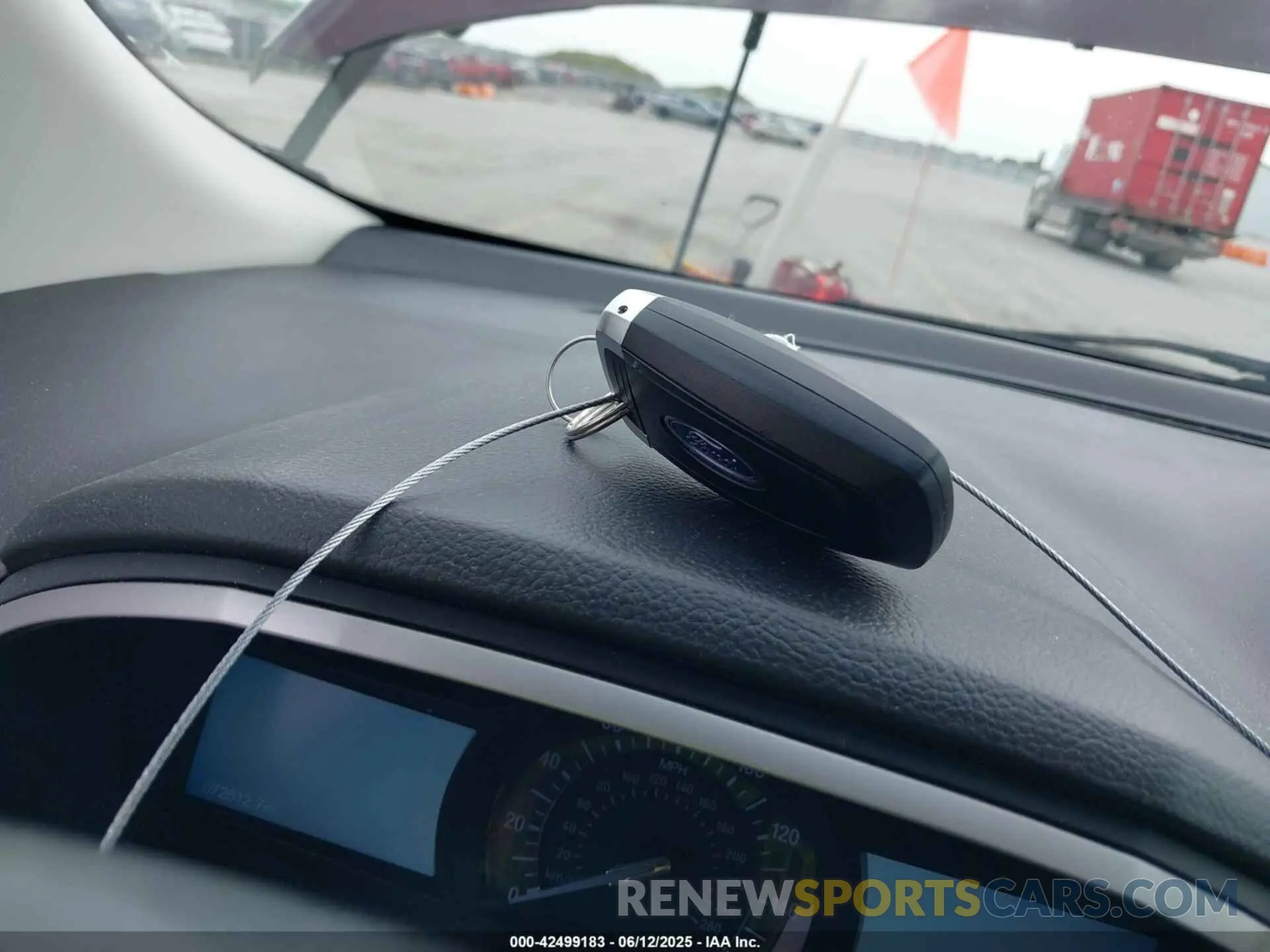 11 Photograph of a damaged car 2FMPK4J95LBA48234 FORD EDGE 2020