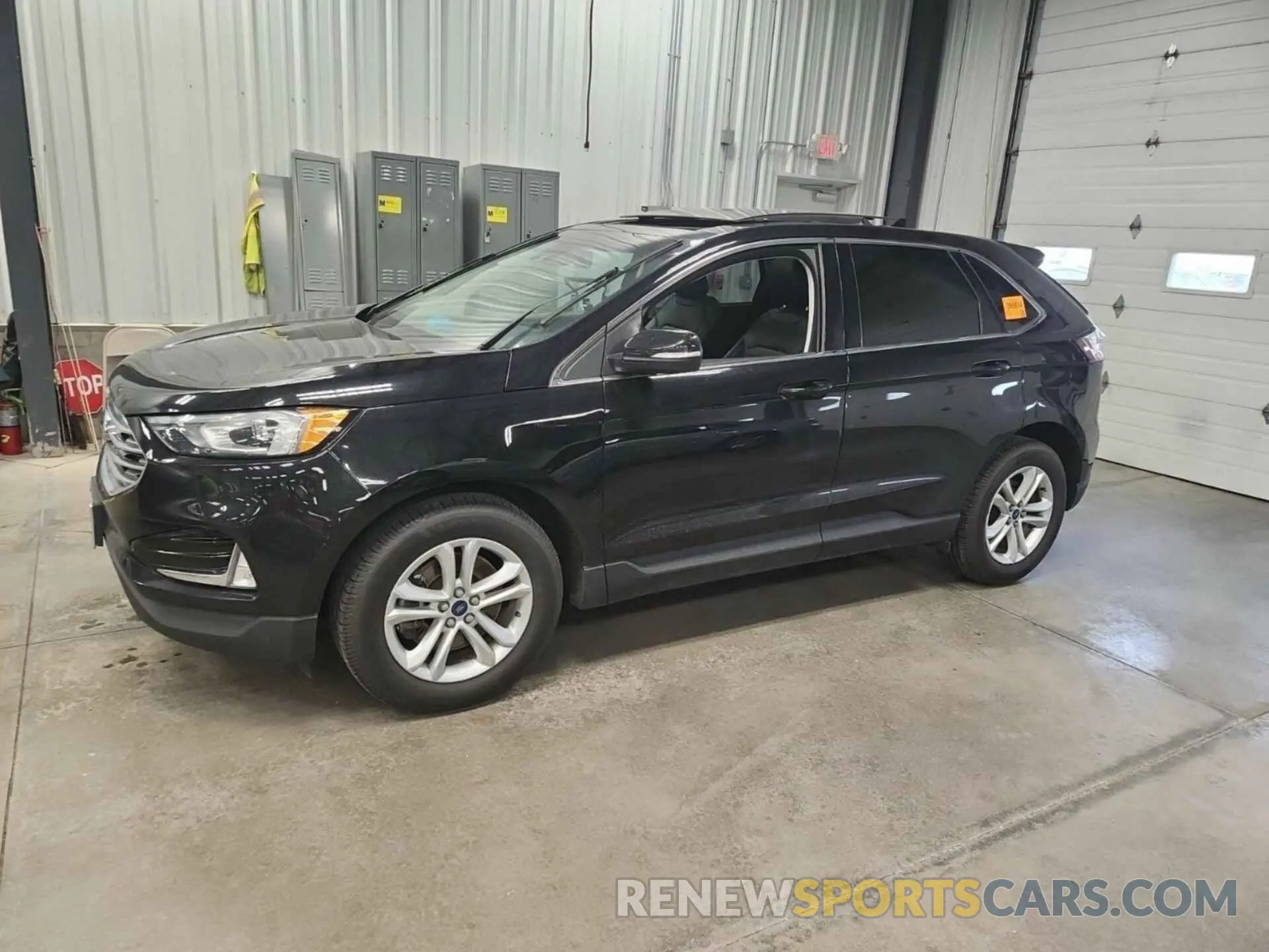 37 Photograph of a damaged car 2FMPK4J95LBA67317 FORD EDGE 2020