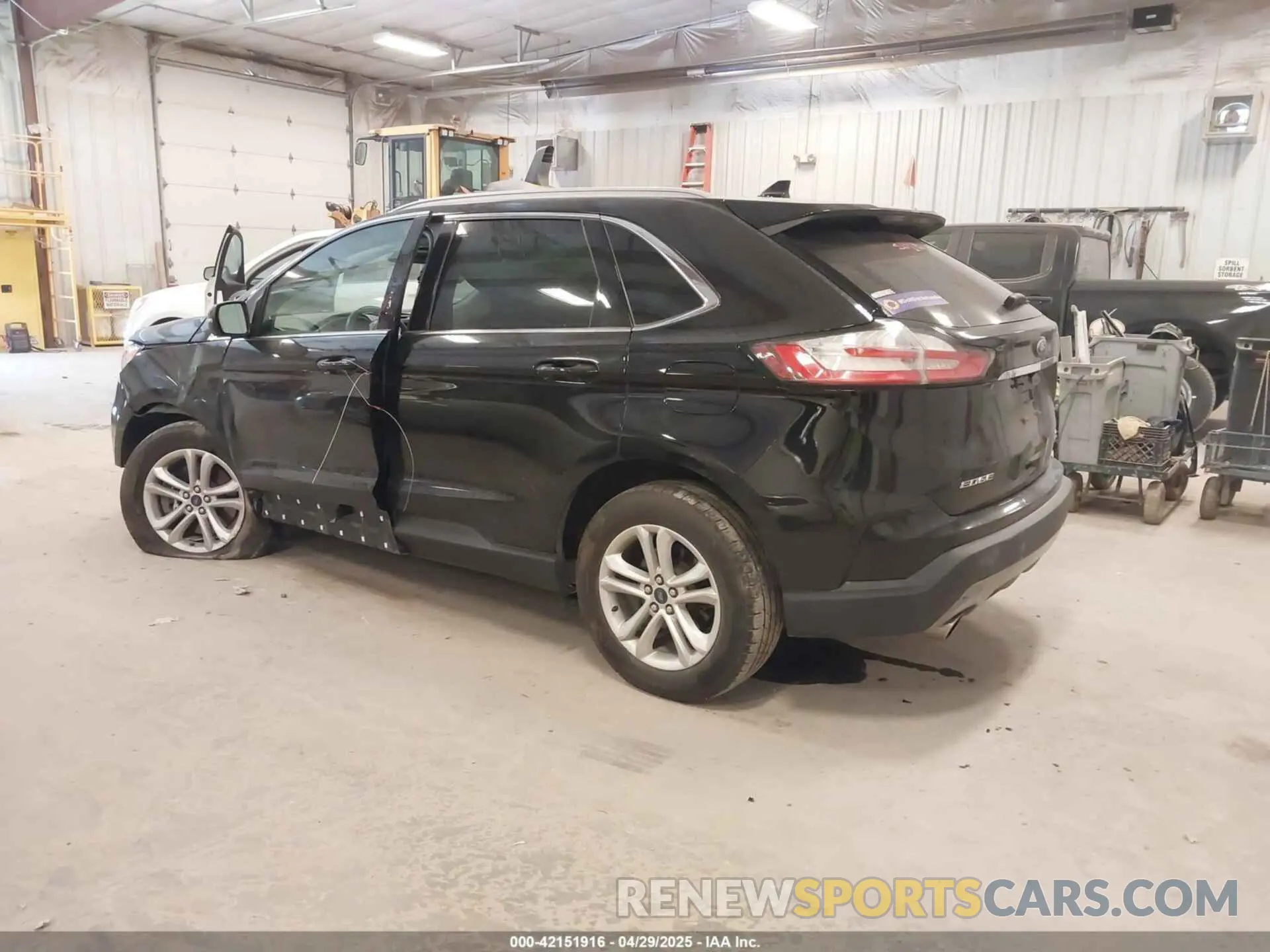 3 Photograph of a damaged car 2FMPK4J95LBA90533 FORD EDGE 2020