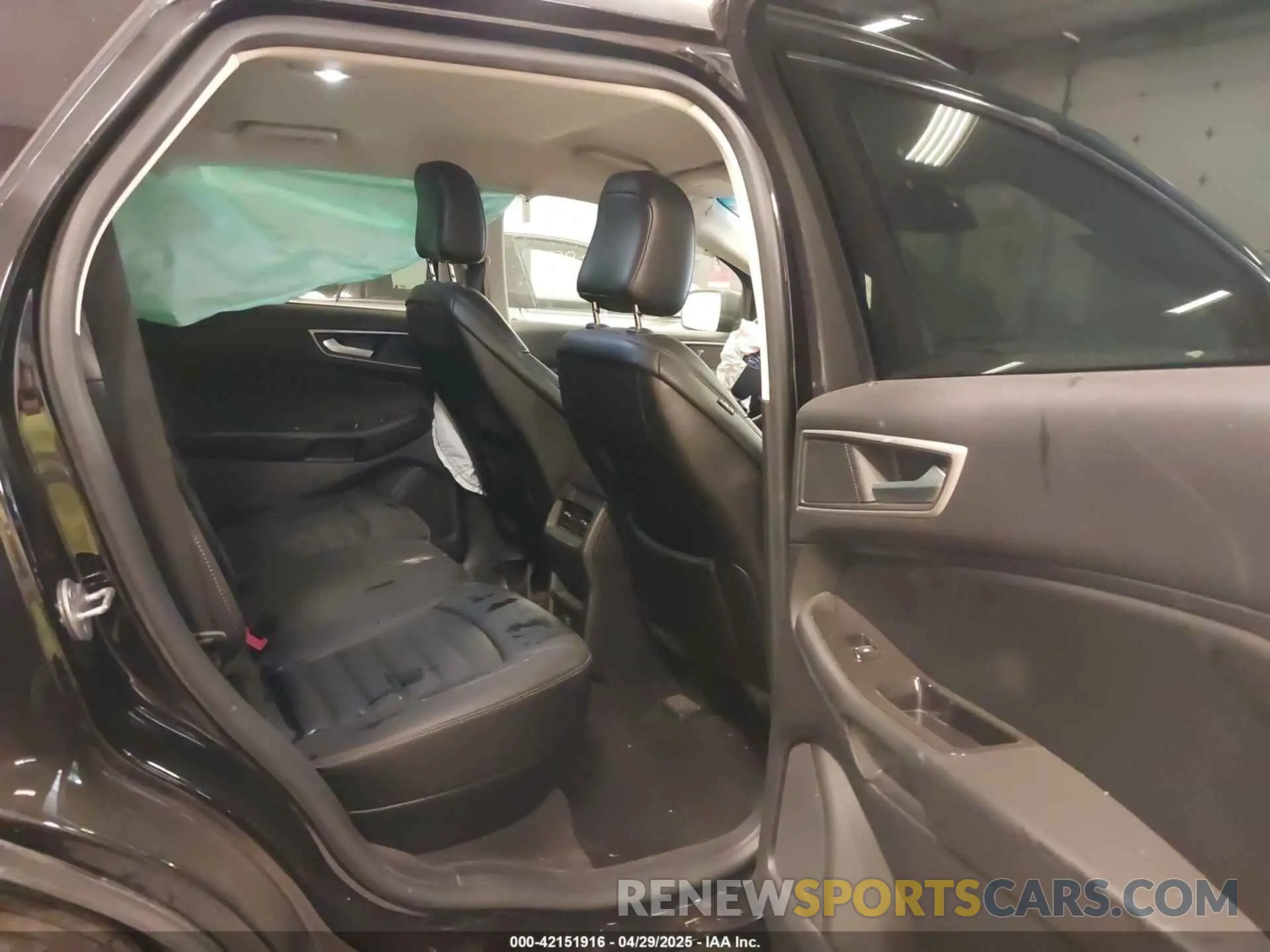 8 Photograph of a damaged car 2FMPK4J95LBA90533 FORD EDGE 2020