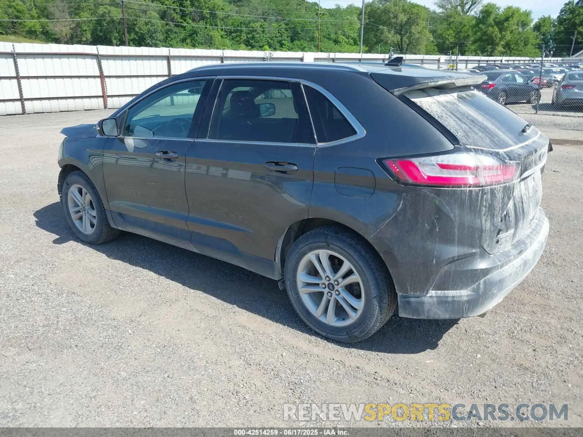 3 Photograph of a damaged car 2FMPK4J95LBB16077 FORD EDGE 2020