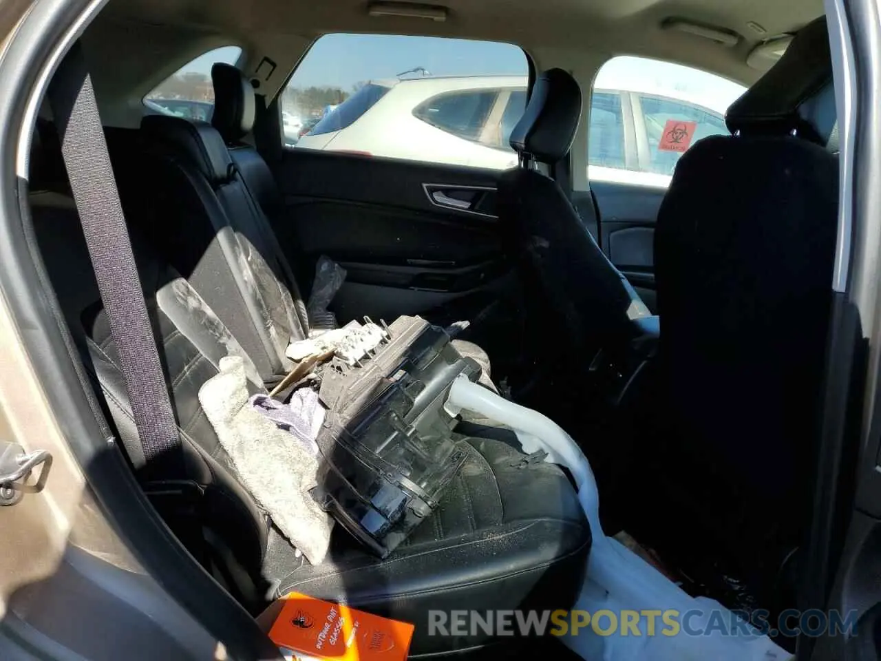 11 Photograph of a damaged car 2FMPK4J96LBA61574 FORD EDGE 2020