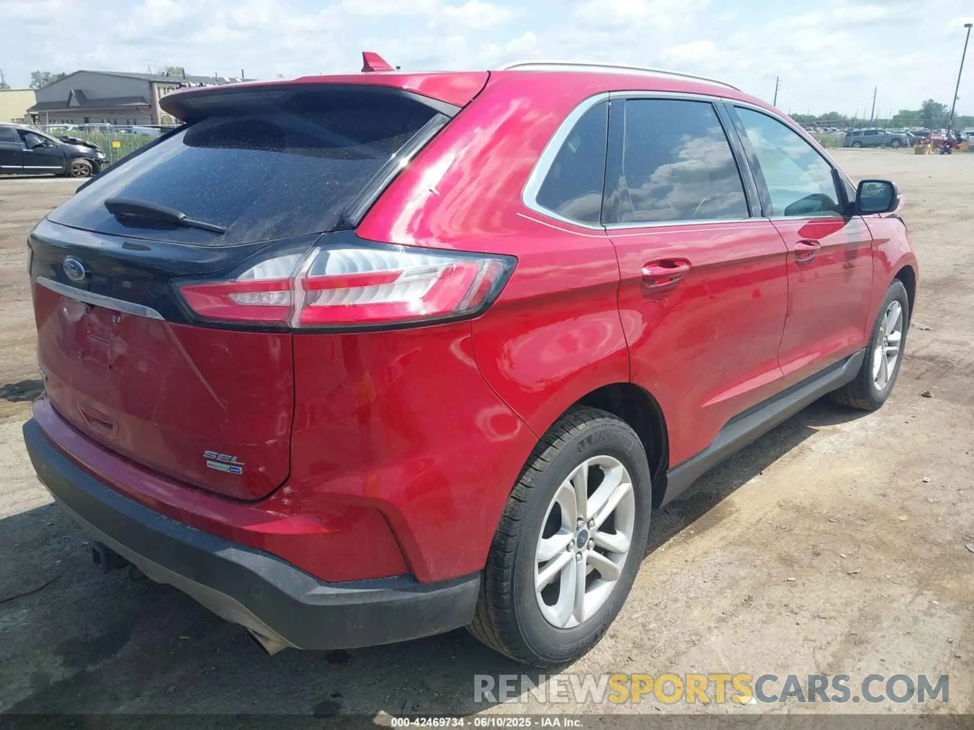 4 Photograph of a damaged car 2FMPK4J97LBA98830 FORD EDGE 2020