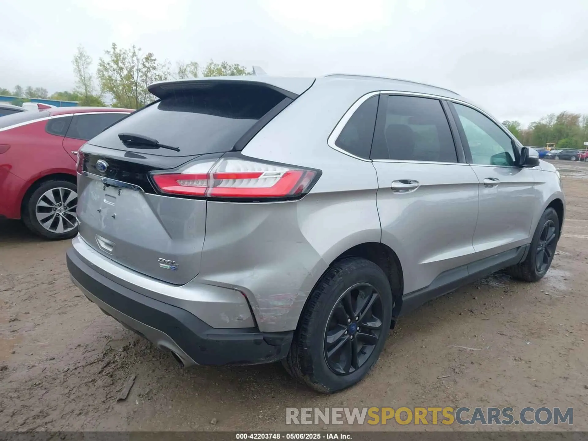 4 Photograph of a damaged car 2FMPK4J97LBB03086 FORD EDGE 2020