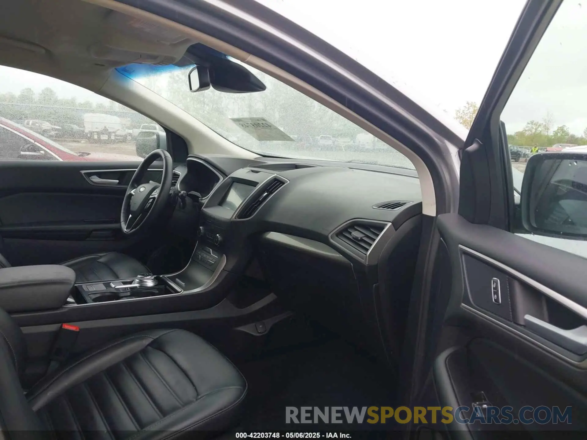 5 Photograph of a damaged car 2FMPK4J97LBB03086 FORD EDGE 2020