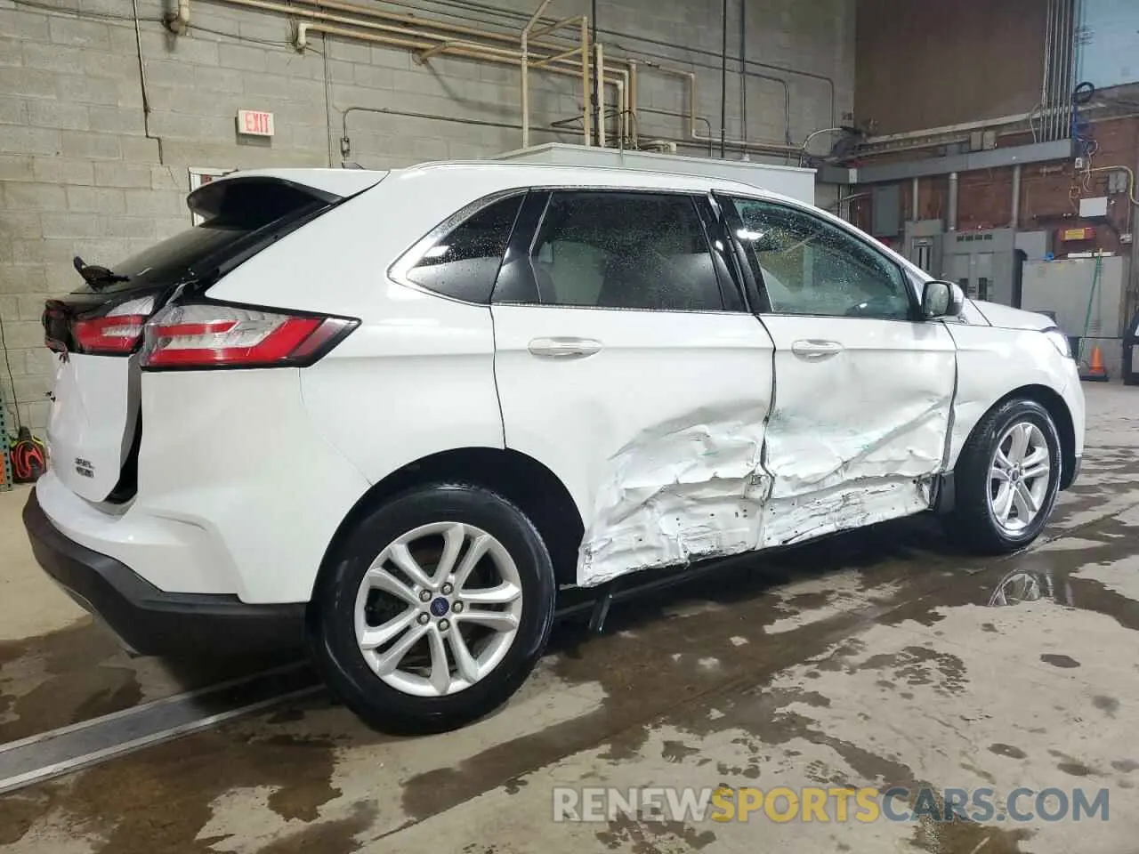 3 Photograph of a damaged car 2FMPK4J97LBB17683 FORD EDGE 2020