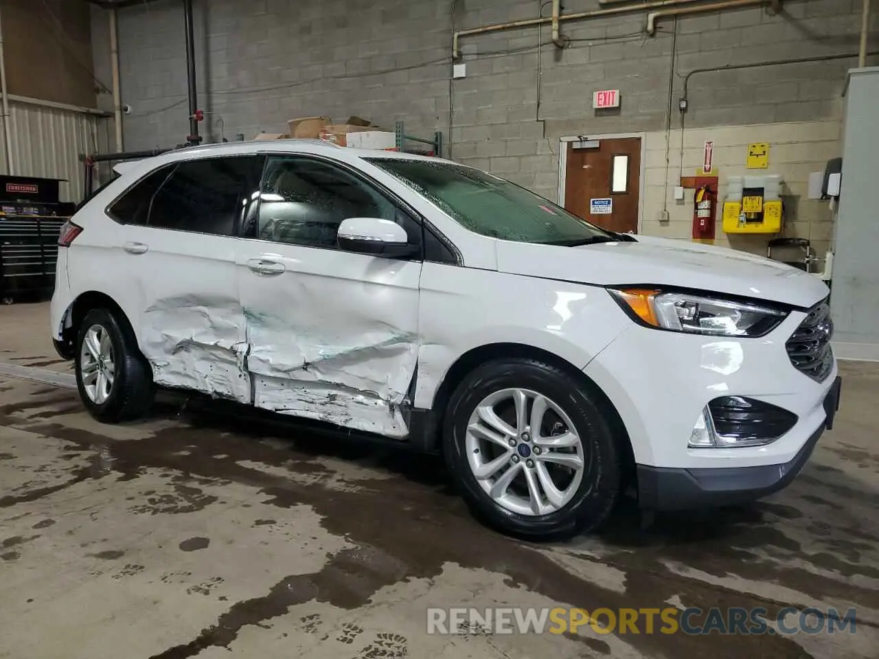 4 Photograph of a damaged car 2FMPK4J97LBB17683 FORD EDGE 2020