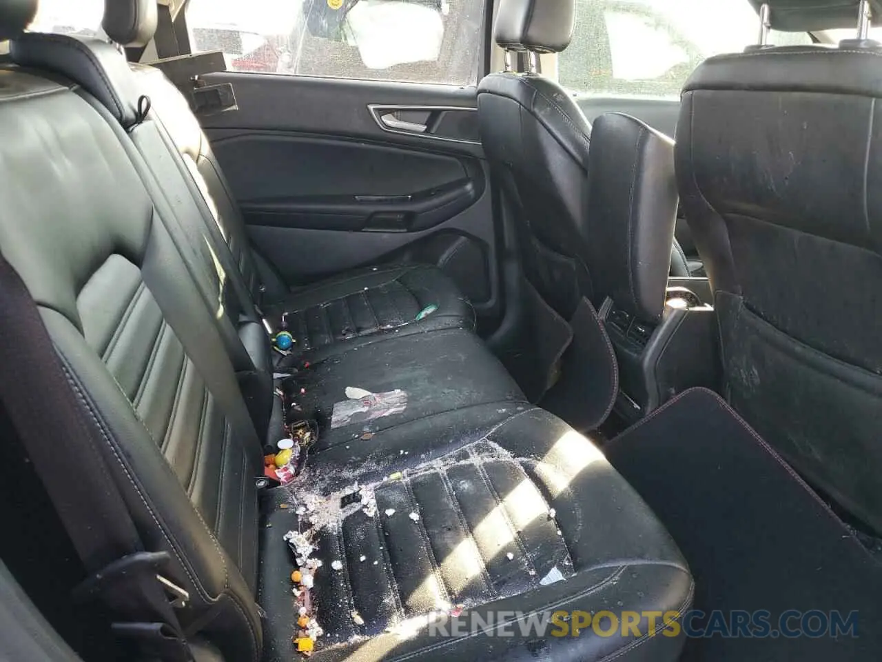 10 Photograph of a damaged car 2FMPK4J98LBA32917 FORD EDGE 2020