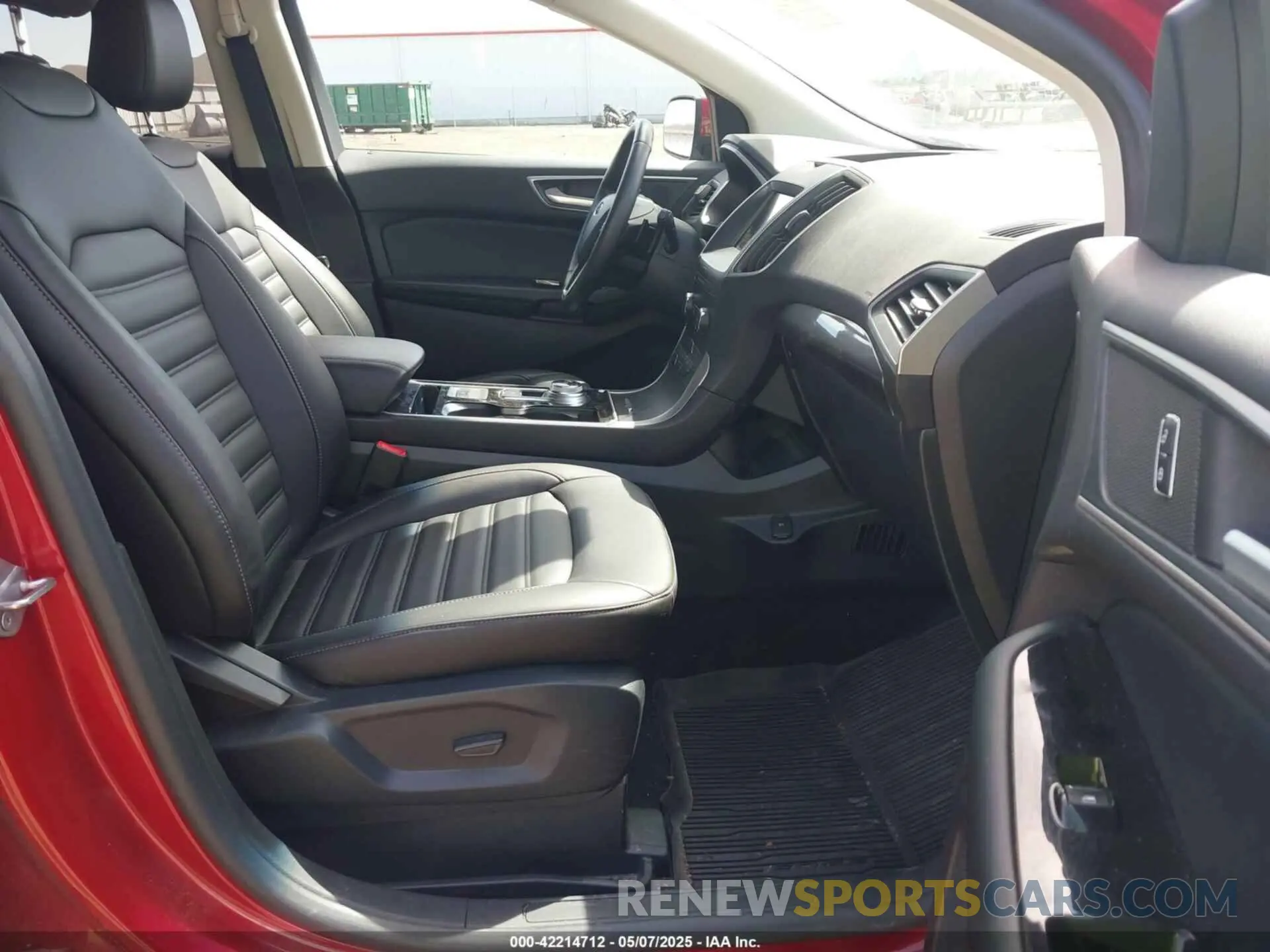 5 Photograph of a damaged car 2FMPK4J98LBA89831 FORD EDGE 2020