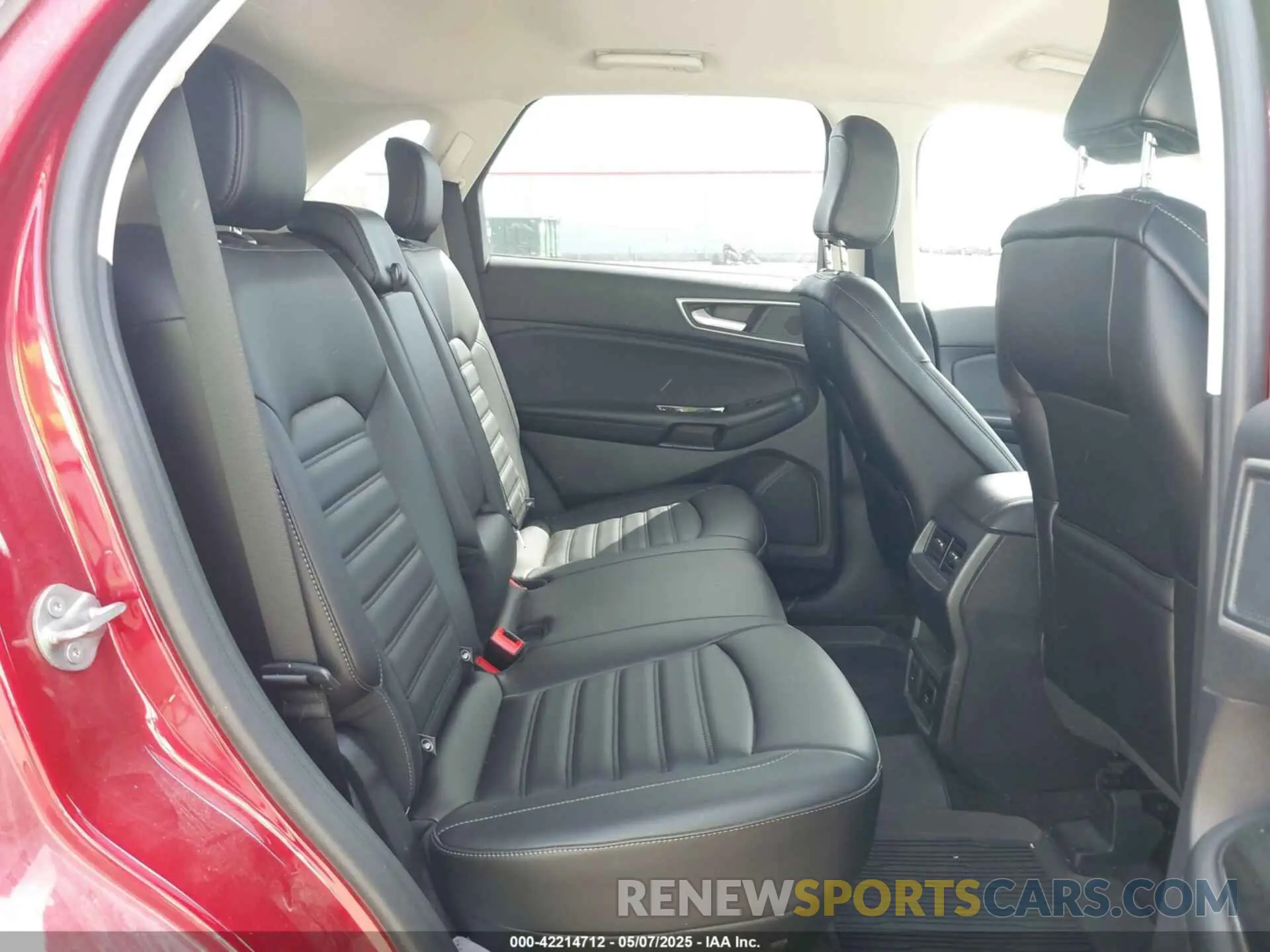 8 Photograph of a damaged car 2FMPK4J98LBA89831 FORD EDGE 2020