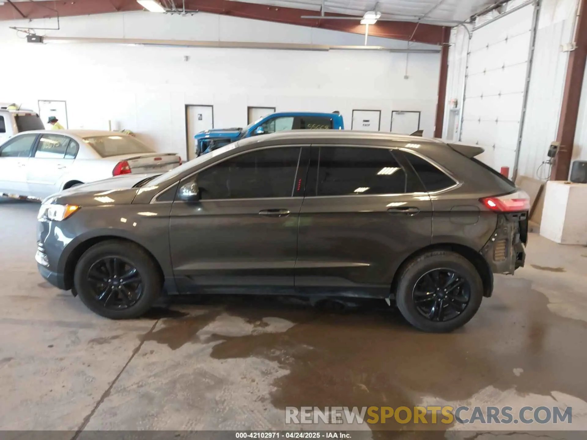 14 Photograph of a damaged car 2FMPK4J98LBB18793 FORD EDGE 2020