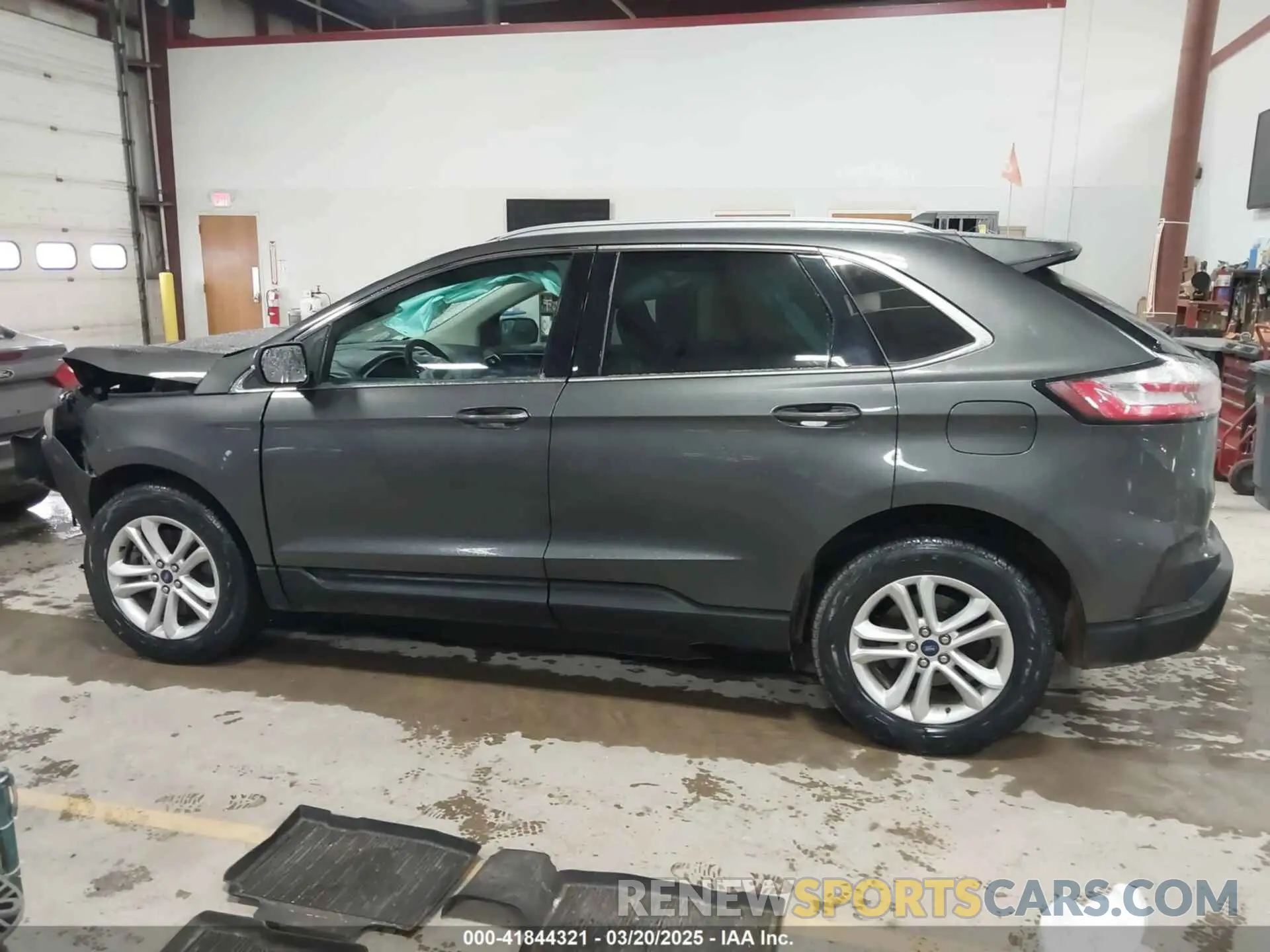 13 Photograph of a damaged car 2FMPK4J98LBB49638 FORD EDGE 2020