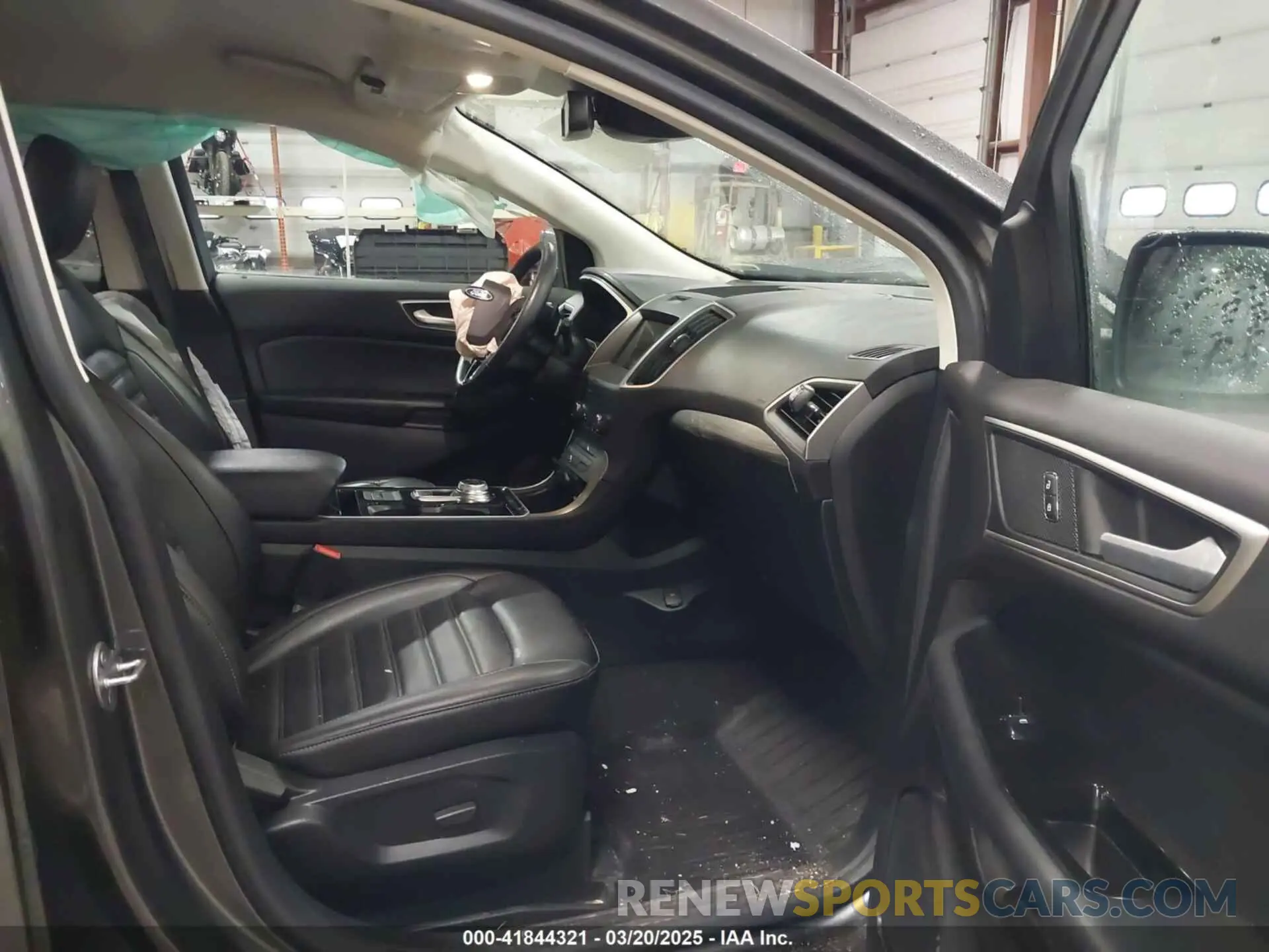 5 Photograph of a damaged car 2FMPK4J98LBB49638 FORD EDGE 2020