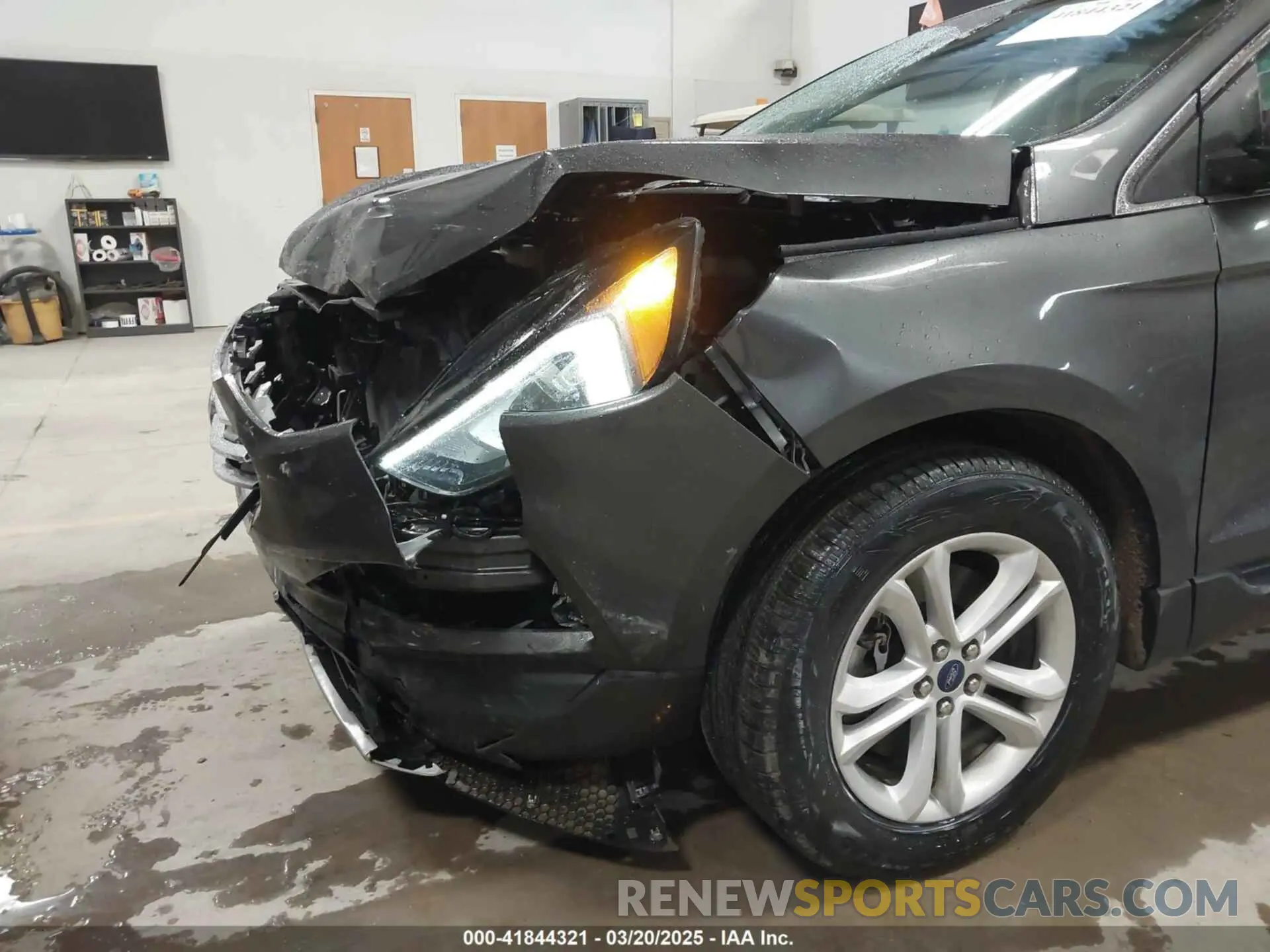 6 Photograph of a damaged car 2FMPK4J98LBB49638 FORD EDGE 2020