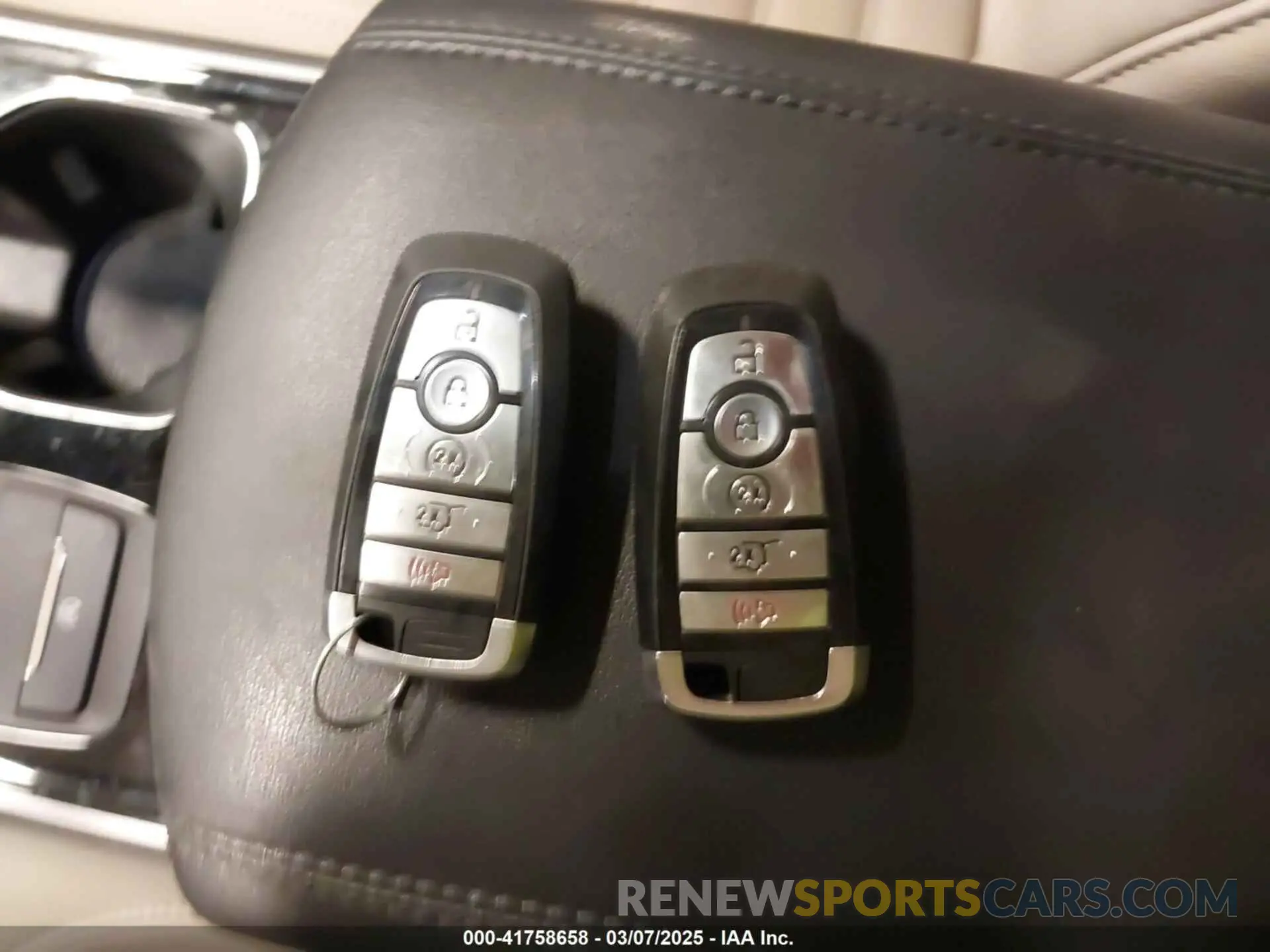 11 Photograph of a damaged car 2FMPK4J98LBB56914 FORD EDGE 2020