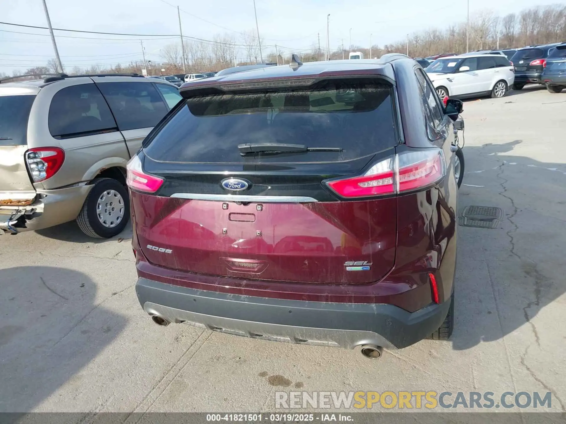 17 Photograph of a damaged car 2FMPK4J98LBB60655 FORD EDGE 2020