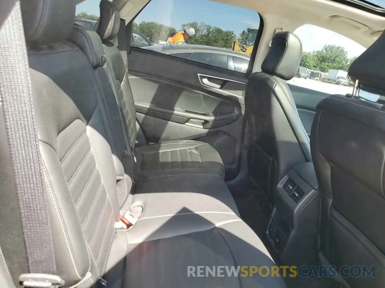 11 Photograph of a damaged car 2FMPK4J99LBA26897 FORD EDGE 2020