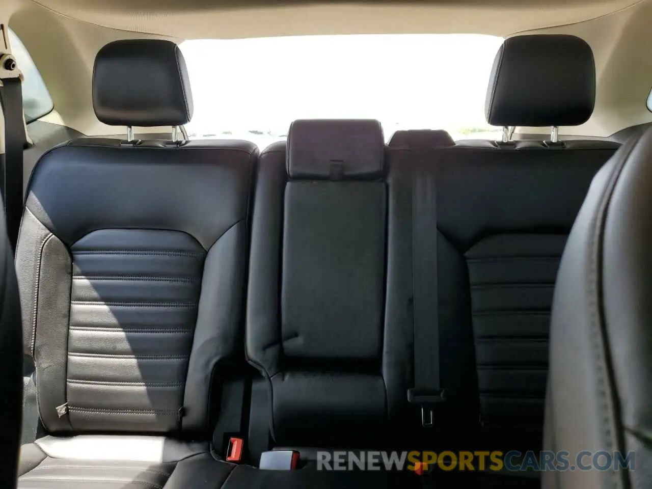 10 Photograph of a damaged car 2FMPK4J99LBA28648 FORD EDGE 2020