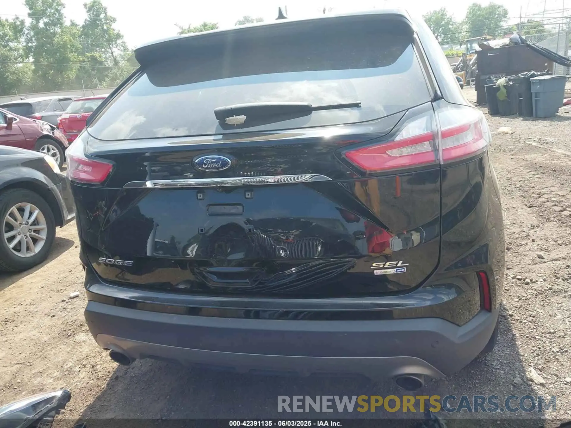 17 Photograph of a damaged car 2FMPK4J99LBA55008 FORD EDGE 2020