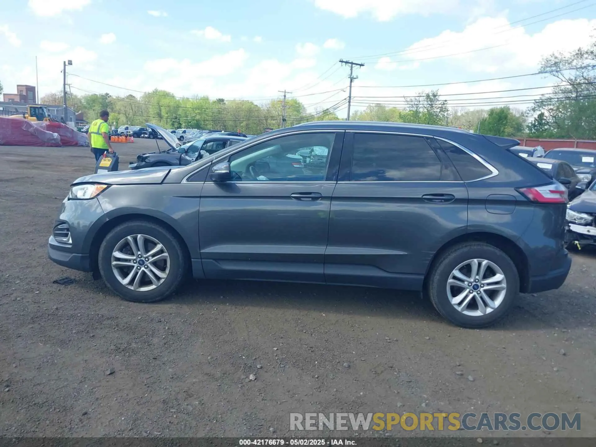 14 Photograph of a damaged car 2FMPK4J99LBA96092 FORD EDGE 2020