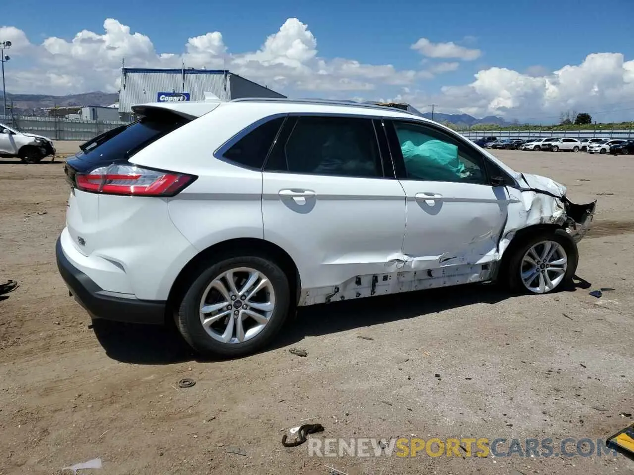 3 Photograph of a damaged car 2FMPK4J9XLBA31297 FORD EDGE 2020