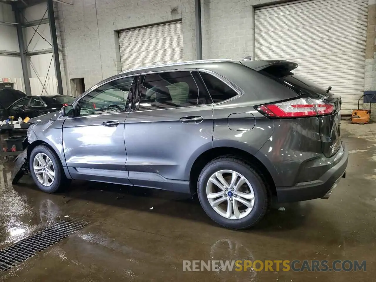 2 Photograph of a damaged car 2FMPK4J9XLBA49993 FORD EDGE 2020